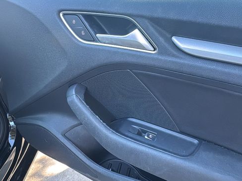 Used 2016 Audi A3 2.0T Premium image 31