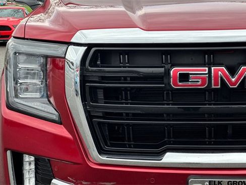 Used 2023 GMC Yukon XL SLE w/ Gmc Pro Safety Plus Package image 47