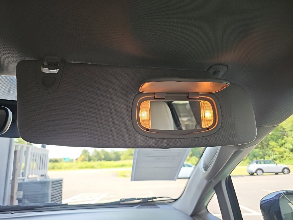 Used 2018 Chrysler Pacifica Touring-L Plus w/ Advanced Safetytec Group FWD image 34