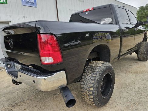Used 2015 RAM 2500 Tradesman w/ Chrome Appearance Group AWD/4WD image 4
