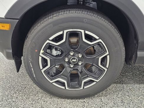 New 2025 Ford Bronco Sport Outer Banks AWD/4WD image 9