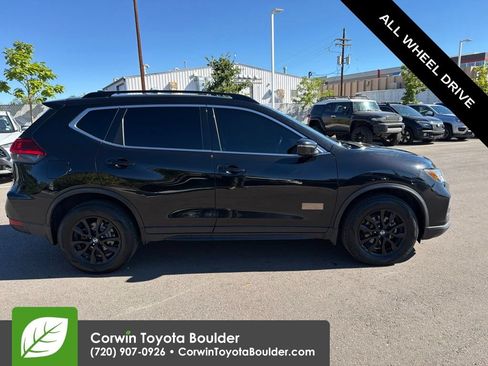Used 2017 Nissan Rogue SV AWD/4WD image 8