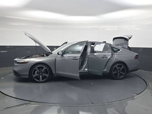 Certified 2025 Honda Accord Sport image 49