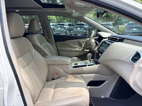 Used 2018 Nissan Murano Platinum w/ Cargo Package FWD image 28