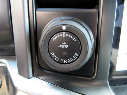 Used 2023 Ford F150 Lariat w/ Equipment Group 502A High image 19