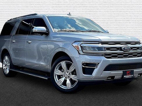 Used 2024 Ford Expedition Max Platinum AWD/4WD image 3