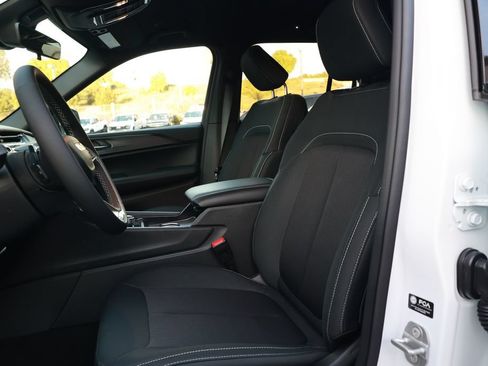 New 2026 Jeep Grand Cherokee Laredo RWD image 14