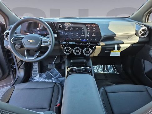 Used 2026 Chevrolet Blazer EV LT FWD image 12