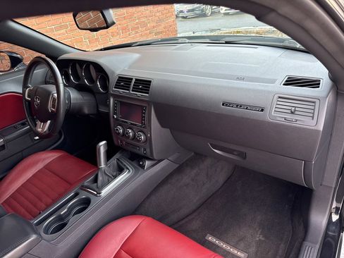 Used 2013 Dodge Challenger R/T Plus image 26
