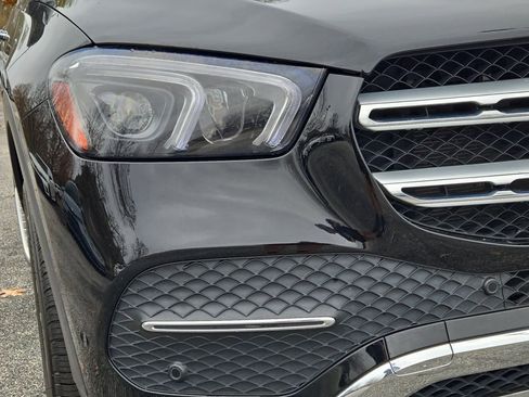 Used 2023 Mercedes-Benz GLE 350 4MATIC image 3