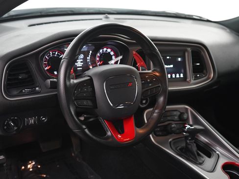 Used 2022 Dodge Challenger GT AWD/4WD image 15