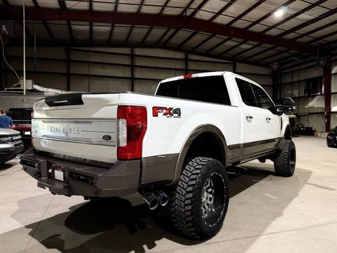 Used 2018 Ford F250 King Ranch w/ King Ranch Ultimate Package image 5