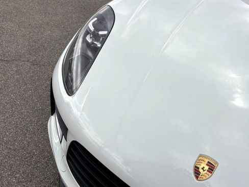 Used 2020 Porsche Macan AWD/4WD image 15