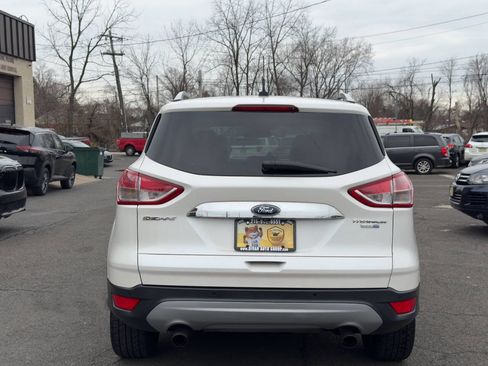 Used 2016 Ford Escape Titanium image 5