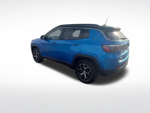 Used 2024 Jeep Compass Limited AWD/4WD image 33