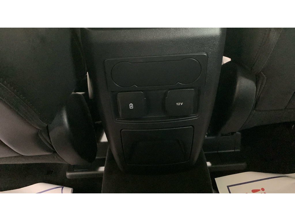 Used 2023 Ford Explorer XLT w/ Equipment Group 202A AWD/4WD image 18
