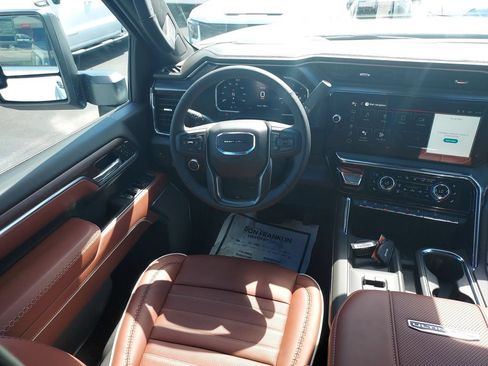 New 2026 GMC Sierra 2500 Denali Ultimate w/ Max Trailering Package AWD/4WD image 15