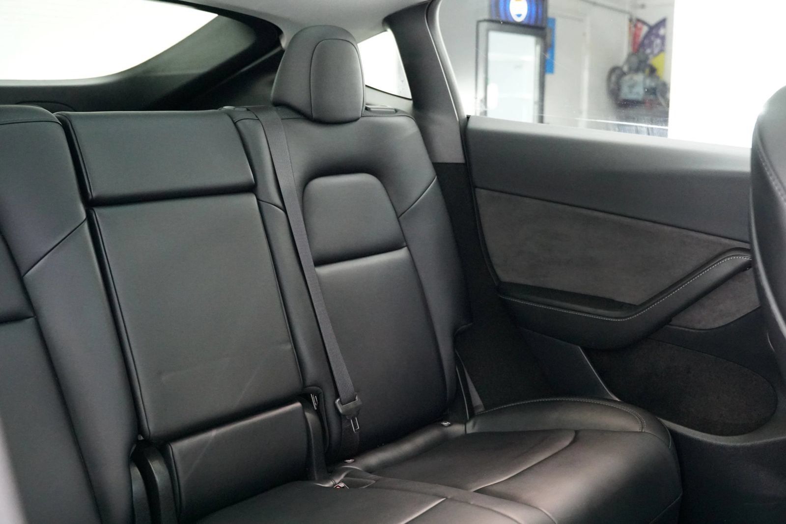 Used 2023 Tesla Model Y Long Range AWD/4WD image 34