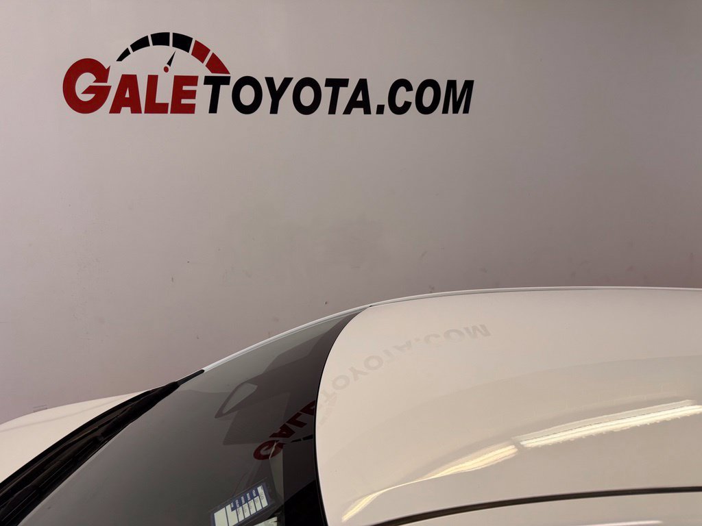 Used 2023 Toyota Corolla LE w/ Carpet Mat Package (TMS) FWD image 8