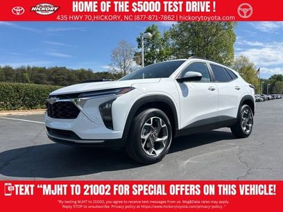 Used 2025 Chevrolet Trax LT w/ LT Convenience Package