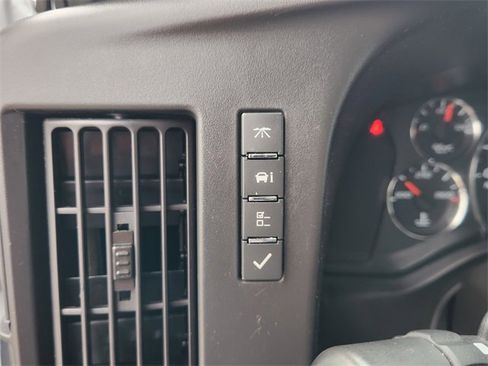 Used 2024 GMC Savana 2500 w/ Driver Convenience Package image 18
