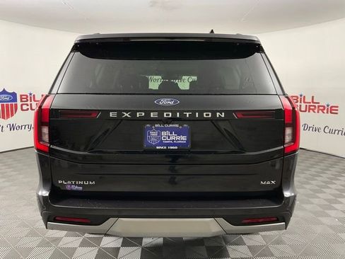 New 2025 Ford Expedition Max Platinum w/ Driver's Package image 4