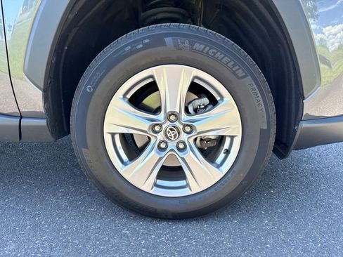 Certified 2024 Toyota RAV4 XLE AWD/4WD image 11