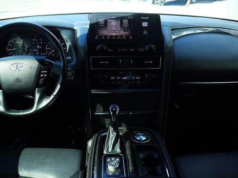 Used 2022 INFINITI QX80 Luxe w/ All-Season Package image 37