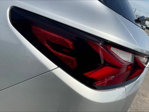 Used 2022 Chevrolet Blazer LT image 37