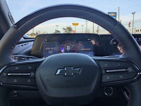 New 2026 Chevrolet Traverse RS w/ LPO, Floor Liner Package FWD image 30