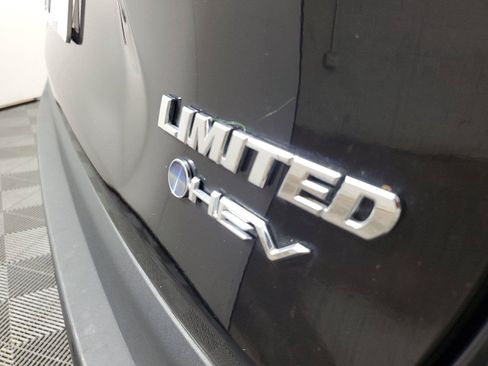 Used 2025 Toyota RAV4 Limited AWD/4WD image 8