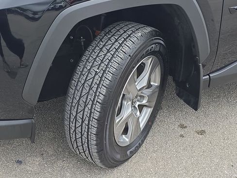 Used 2025 Toyota RAV4 LE image 31