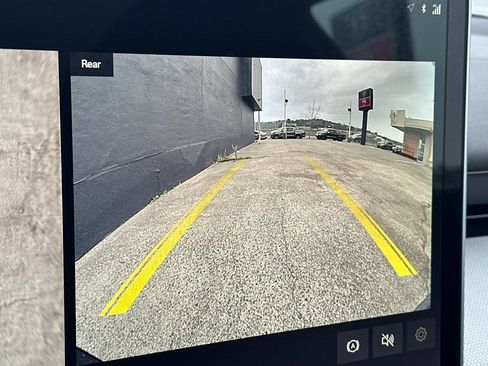 New 2026 Polestar Polestar 4 image 22