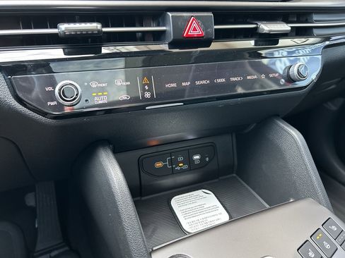 New 2026 Kia Sportage SX image 23