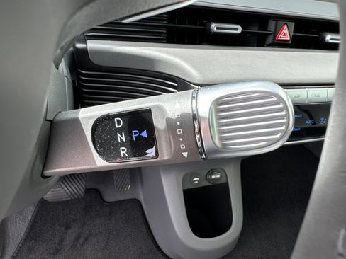 Certified 2024 Hyundai Ioniq 5 SEL AWD/4WD image 32