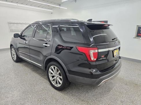 Used 2017 Ford Explorer Limited FWD image 5