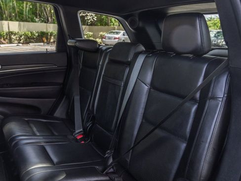 Used 2020 Jeep Grand Cherokee Limited w/ Luxury Group II RWD image 22