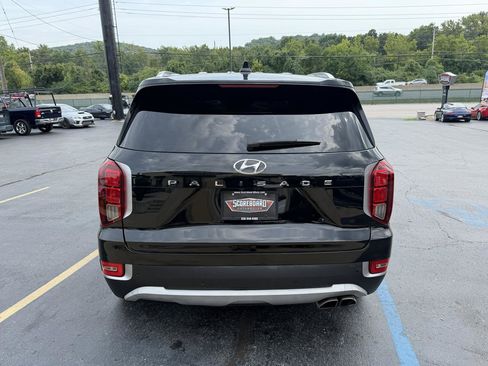 Used 2022 Hyundai Palisade SEL w/ 8P Bench Seat Package FWD image 4