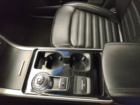 Used 2020 Ford Edge SEL FWD image 26