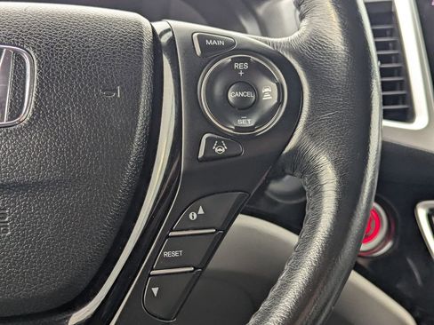 Used 2017 Honda Pilot Touring image 20