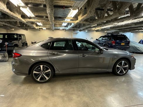 New 2025 Acura TLX Technology Package image 5
