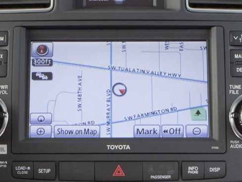 Used 2013 Toyota Highlander Limited AWD/4WD image 13