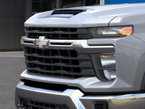 New 2026 Chevrolet Silverado 2500 LT w/ Convenience Package AWD/4WD image 13