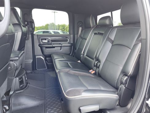 Used 2022 RAM 3500 Laramie AWD/4WD image 13