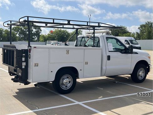 Used 2015 Ford F250 XL w/ XL Value Package RWD image 2