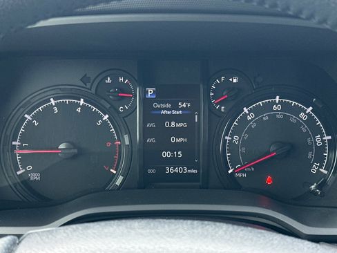 Used 2021 Toyota 4Runner SR5 Premium image 24