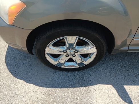 Used 2011 Dodge Caliber Rush FWD image 2