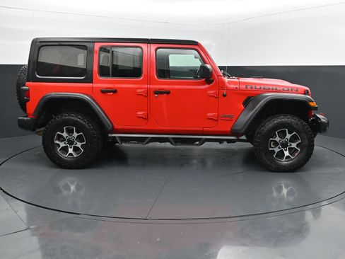 Used 2022 Jeep Wrangler Unlimited Rubicon AWD/4WD image 6