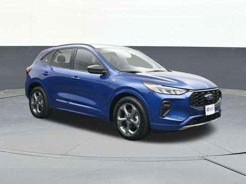 Used 2023 Ford Escape ST-Line w/ Tech Pack #1 FWD image 20
