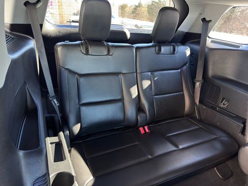 Used 2021 Ford Explorer XLT w/ Equipment Group 202A image 36